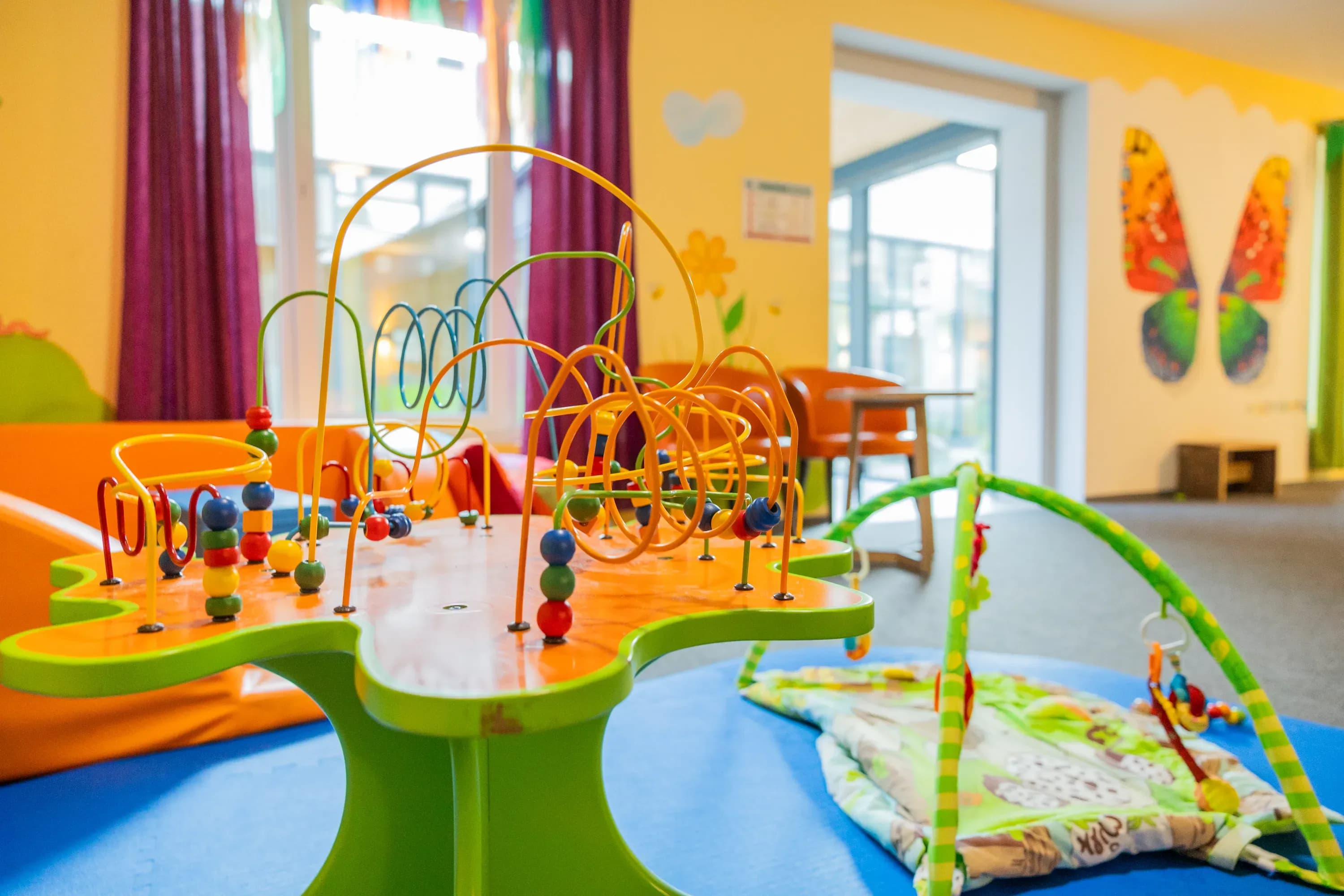 Spielzimmer für Babys im Familienhotel Schreinerhof