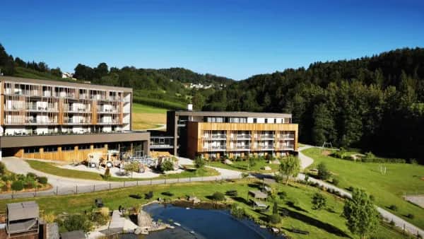Außenansicht des Familienhotels Schreinerhof